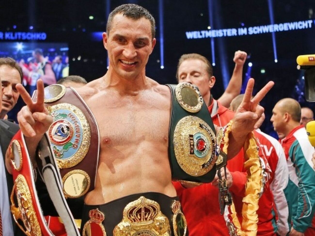 Кличко отстоял пояса