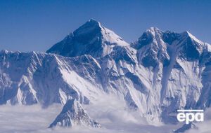 Эвакуация альпинистов пока невозможна