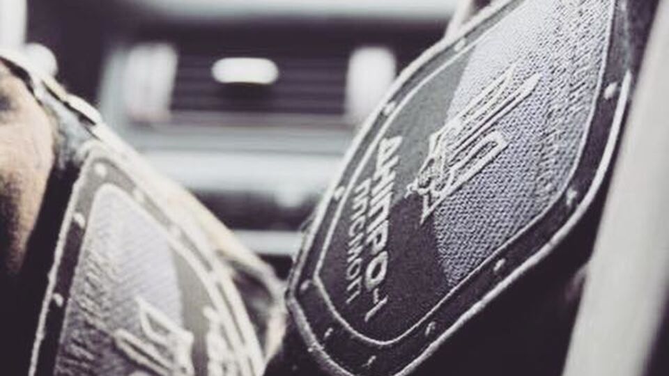 Бойцы полка "Днепр-1" взорвали тяжелую бронетехнику террористов возле Саханки