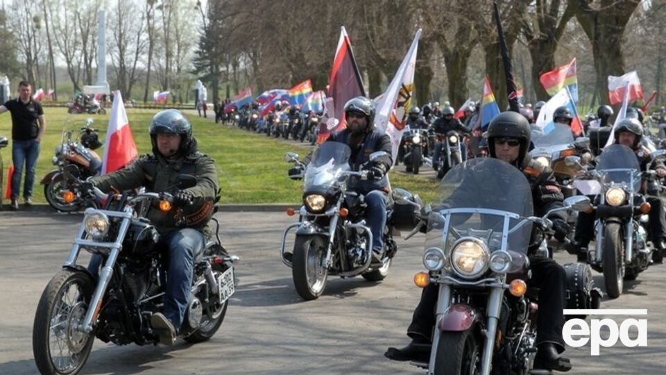 Байкеров на всем пути сопровождала польская полиция, никаких инцидентов не произошло