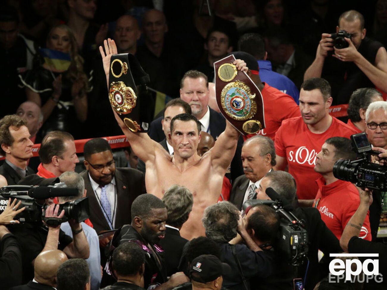 До конца октября Кличко проведет бой с Тайсоном Фьюри