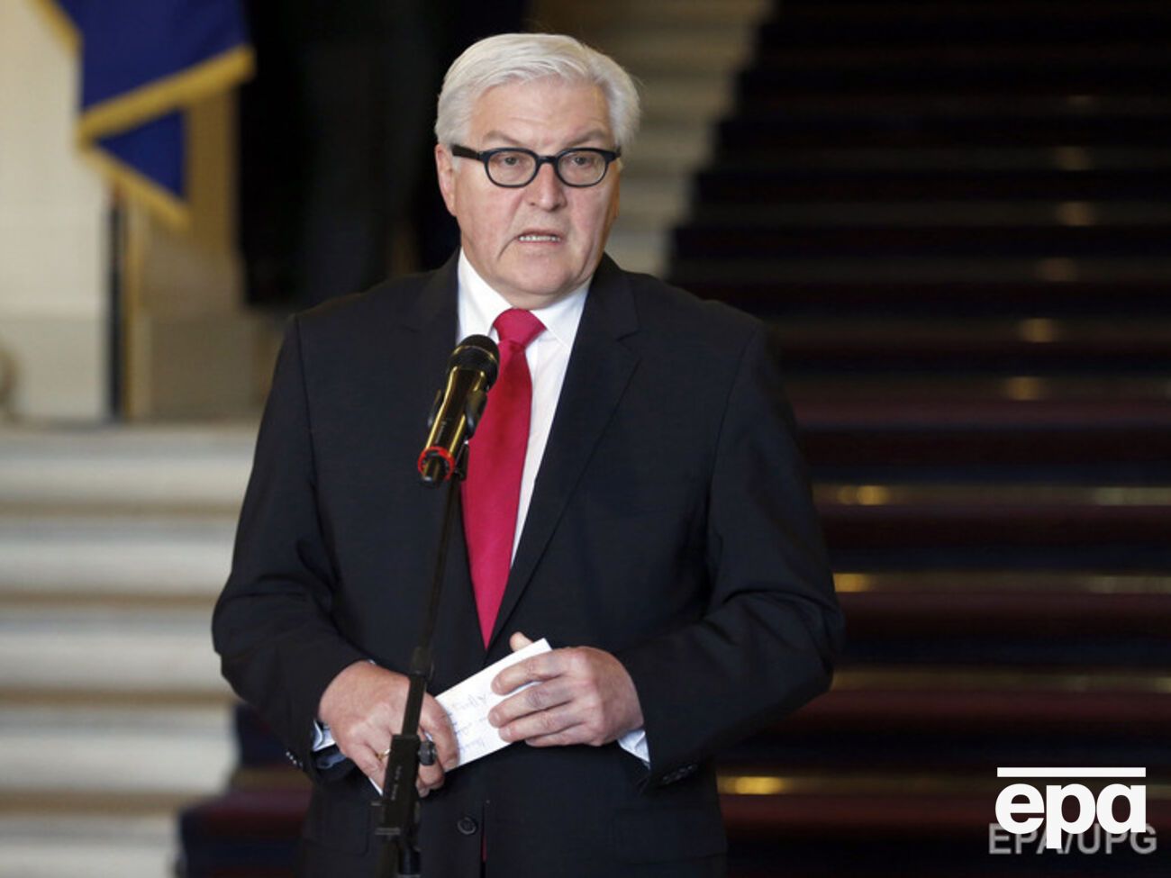 Штайнмайер заверил, что нарушение Минских соглашений не останется без ответа ЕС