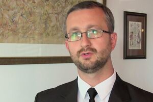 Наримана Джелялова арестовали во время заседания Меджлиса 24 аперля