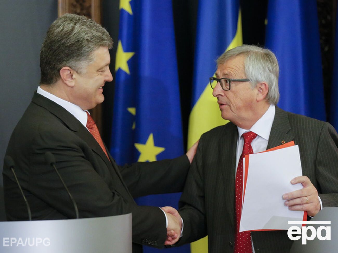 Юнкер призвал Украину проводить реформы