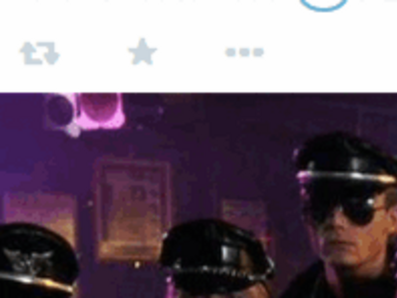 Сеть полна фотожаб по поводу обыска "Ночных волков"