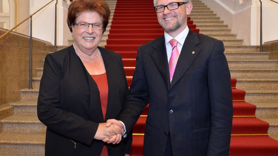 Посол Украины в Германии Андрей Мельник и президент Ландтага Барбара Штамм