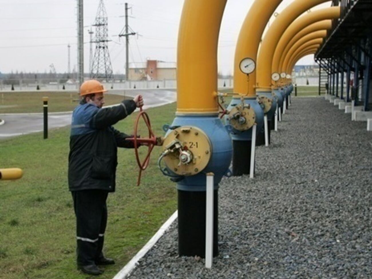 В украинских хранилищах более 8 млрд кубометров газа