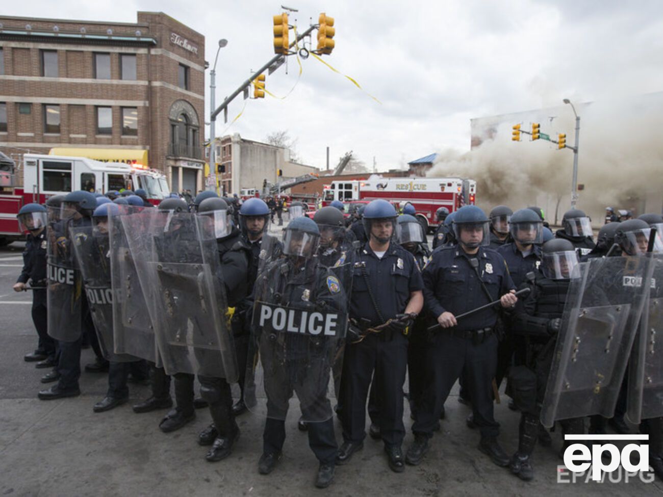 В Балтиморе ввели комендантский час