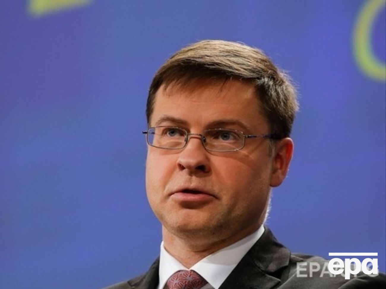 Домбровскис сообщил о дополнительной помощи Евросоюза