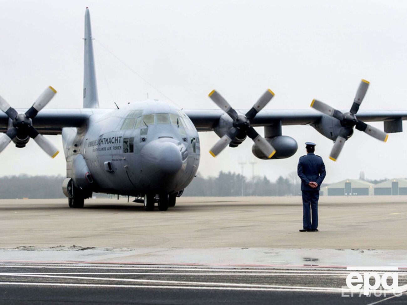 В этот же день над опасной территорией пролетели три самолета компании Lufthansa