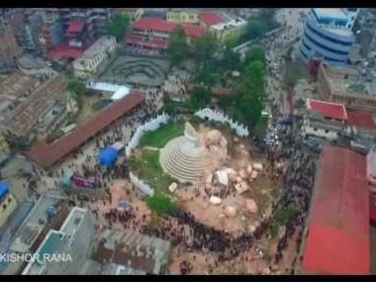 25–26 апреля в Непале произошли два сильных землетрясения