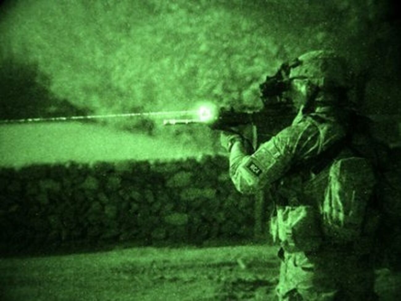 Приборы ночного видения получила Нацгвардия