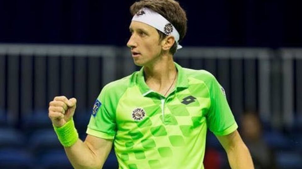 Украинец разгромил российского теннисиста