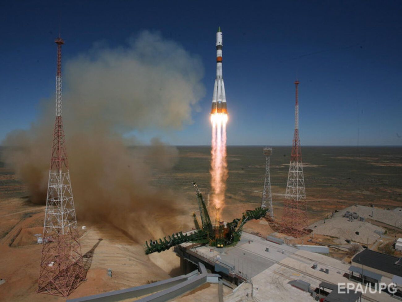 "Прогресс" упадет, когда перестанет вертеться вокруг своей оси