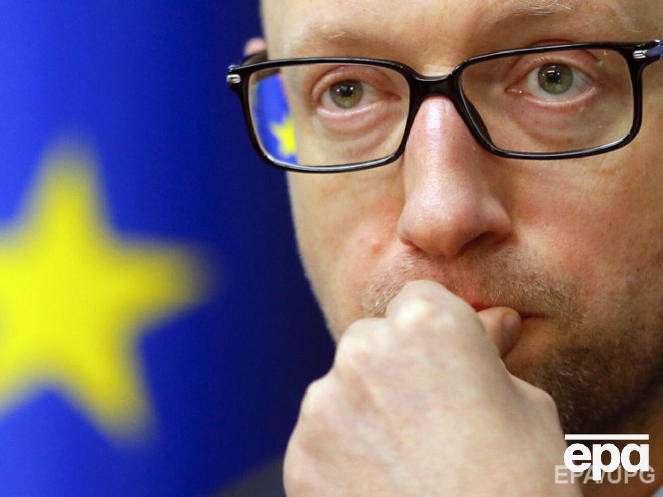 Яценюк сообщил о срочном постановлении для эвакуации украинцев из непала