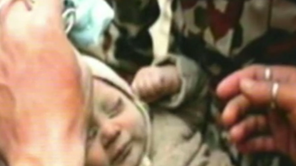 В результате первичного обследования у ребенка серьезных травм не обнаружено