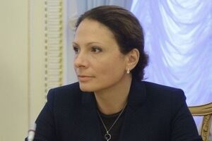 Левочкину и двух экс-регионалов обвиняют в незаконном зачислении на работу своих помощников