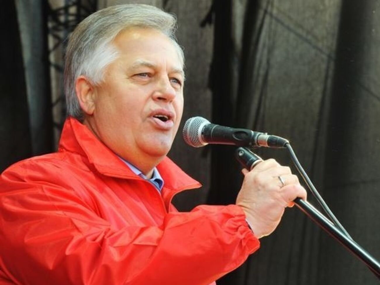 Петр Симоненко заявил, что на "Марш мира" 1 мая приедут европарламентарии, в том числе из Португалии и Греции