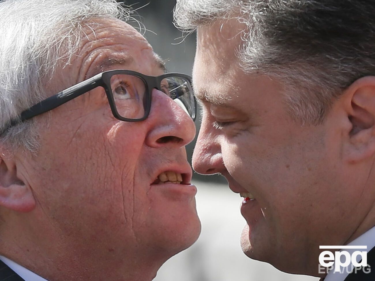 Отсутствие обещания полноценного членства в ЕС не устраивает Киев