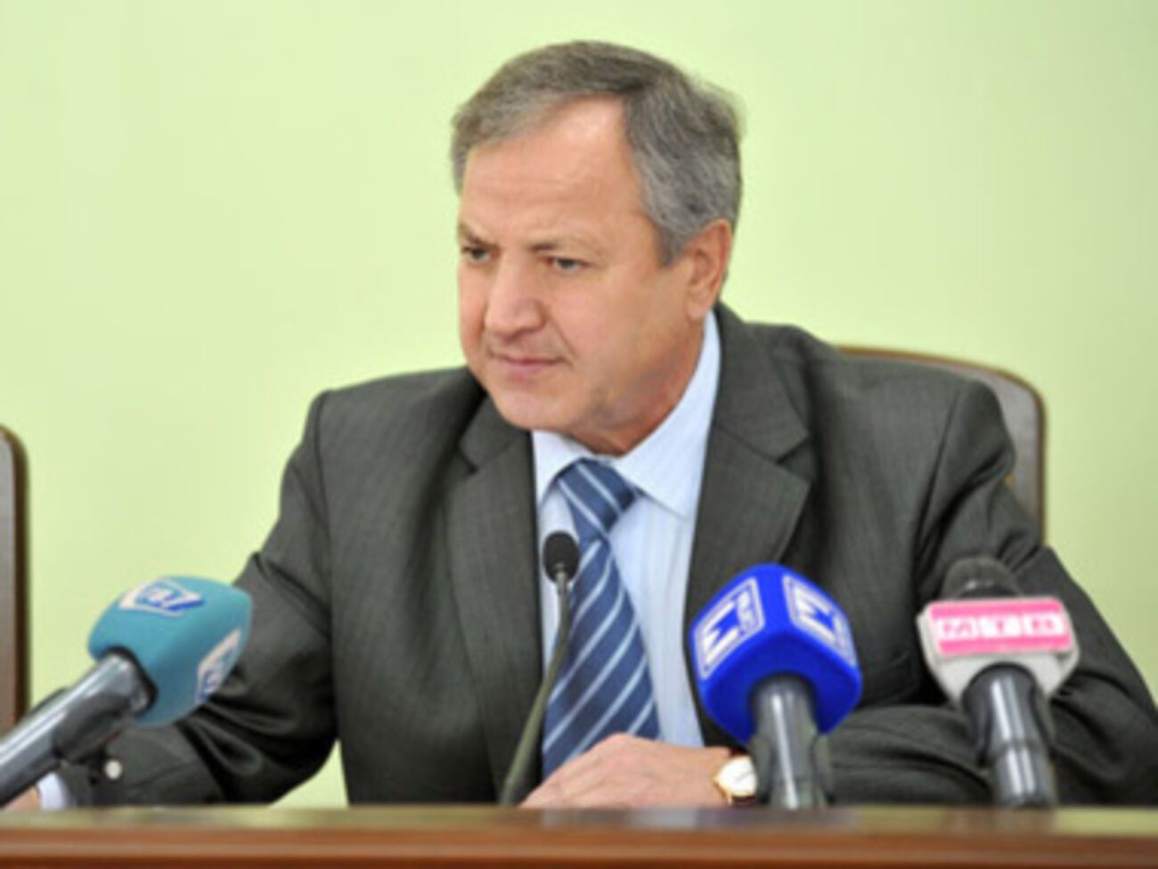 Хотлубей заявил, что нужно немедленно строить оборонительные сооружения в Мариуполе