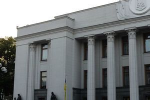 Каплин: На время расследования фактов коррупции в Кабмине Яценюк должен быть отстранен от выполнения обязанностей