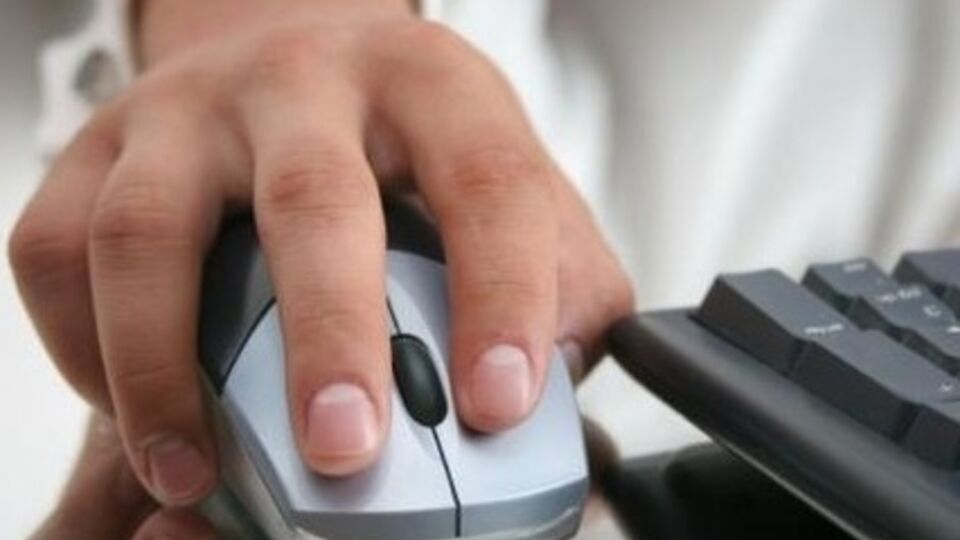 Александер: Это боты, созданные общим агентом, и комплекс доказательств четко указывает на Москву