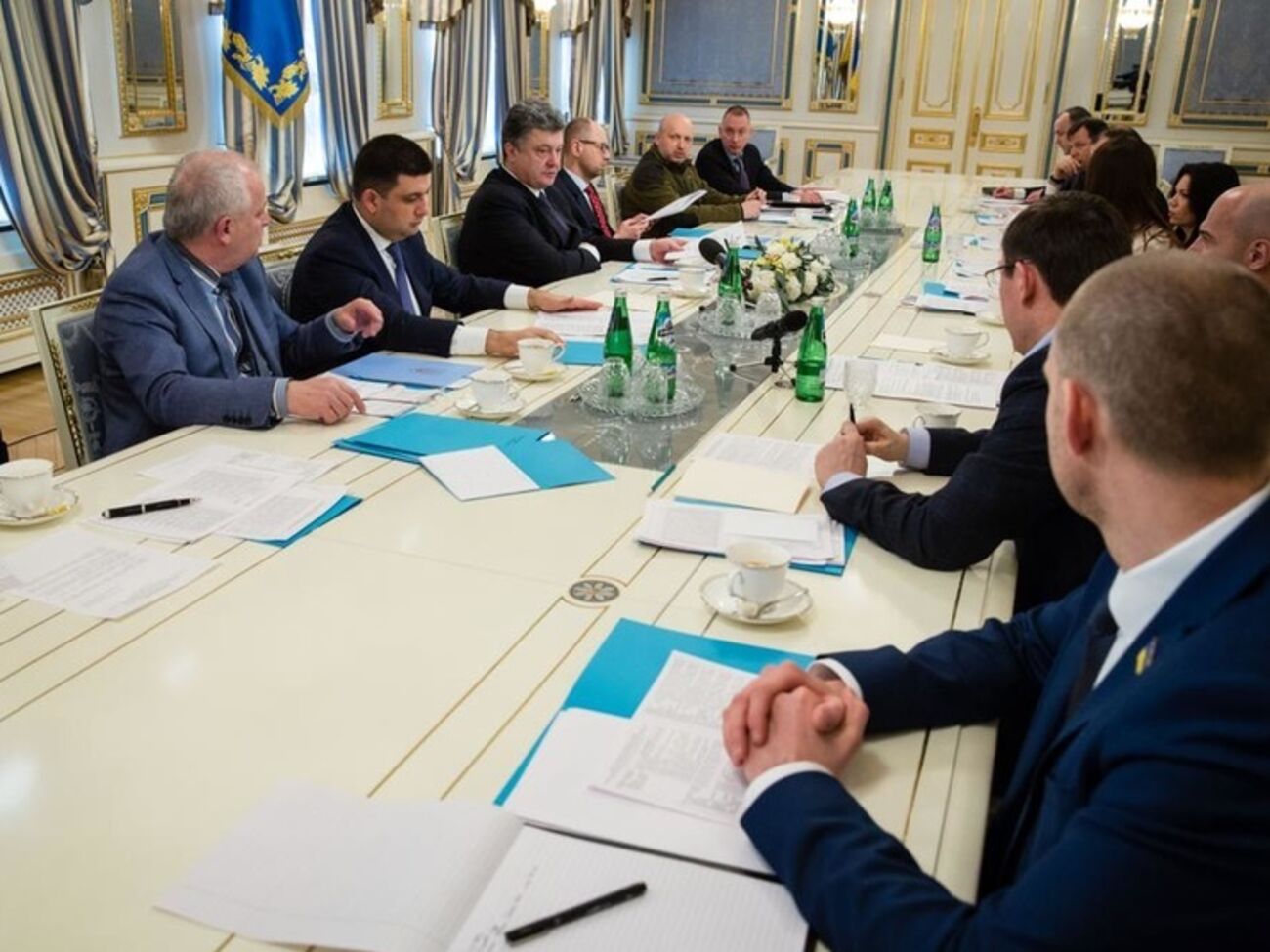 Петр Порошенко встретился с руководителями фракций из парламентской коалиции