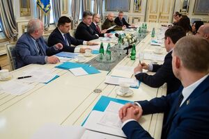 Петр Порошенко встретился с руководителями фракций из парламентской коалиции