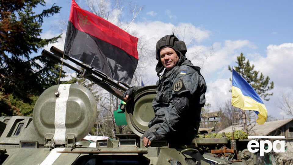 Боевики обстреливают военных из артиллерии и зенитных установок