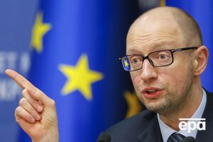 Яценюк возмущен попытками России "присвоить" победу над нацистской Германией