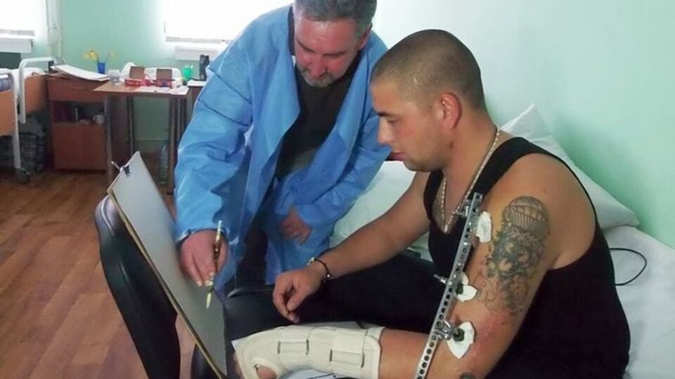 Картины раненных украинских бойцов выставят в художественных галереях Днепропетровской области