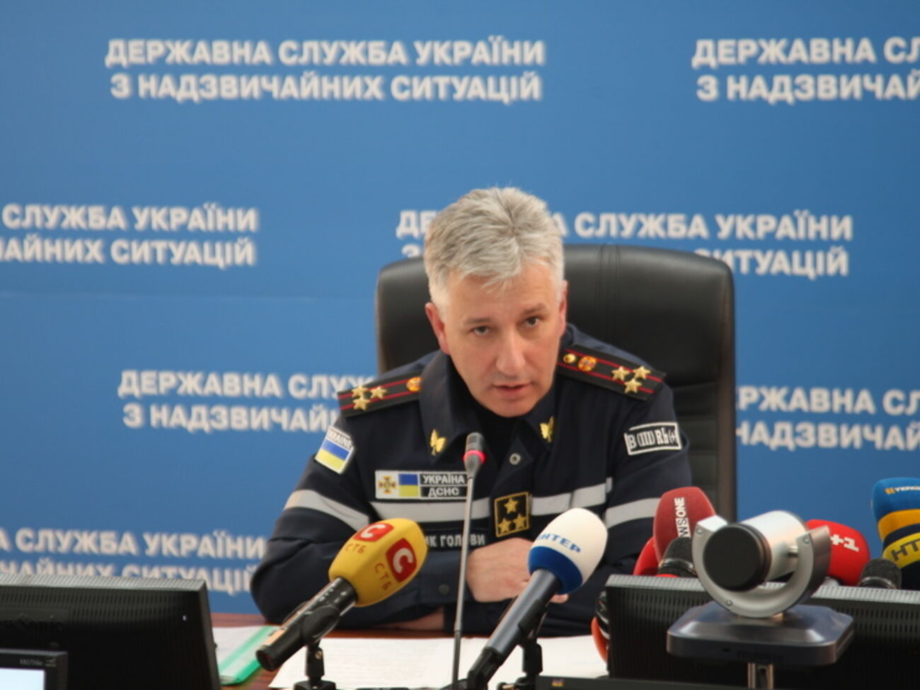 Чечеткин попросил граждан не паниковать