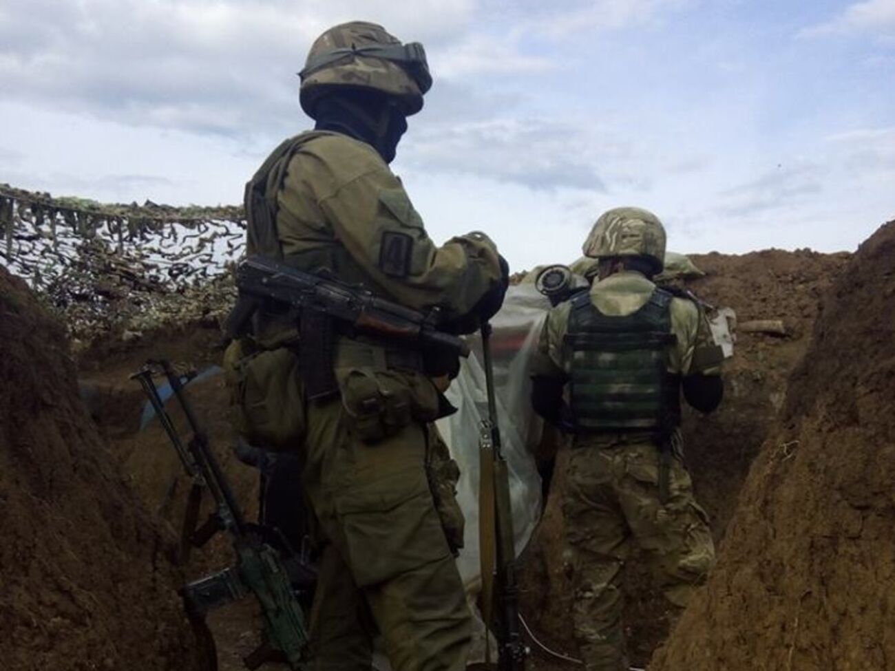 Боевики обстреливают позиции полка "Азов"