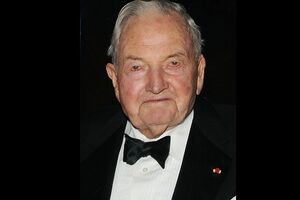 Первую трансплантацию сердца Рокфеллер перенес в 1976 году