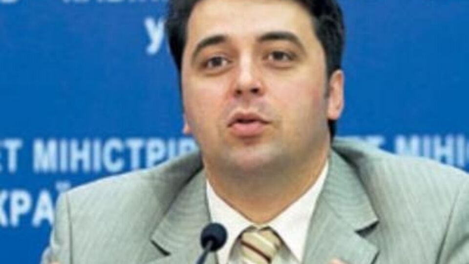 На заседании Кабинета Министров был заслушан доклад председателя Национального агентства Украины по вопросам государственной службы Константина Ващенко о результатах служебного расследования в отношени