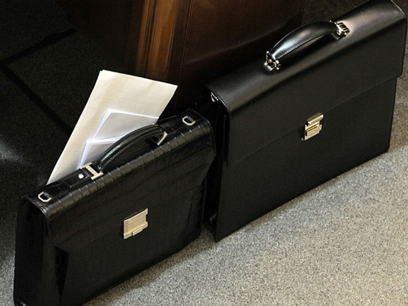 Губернаторов назначает президент Украины