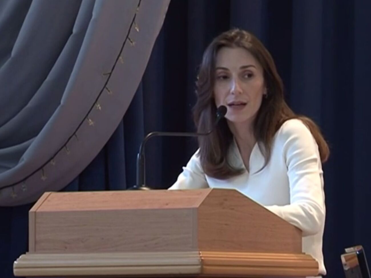 Згуладзе:&nbsp;МРЭО будут предоставлять услуги на местах