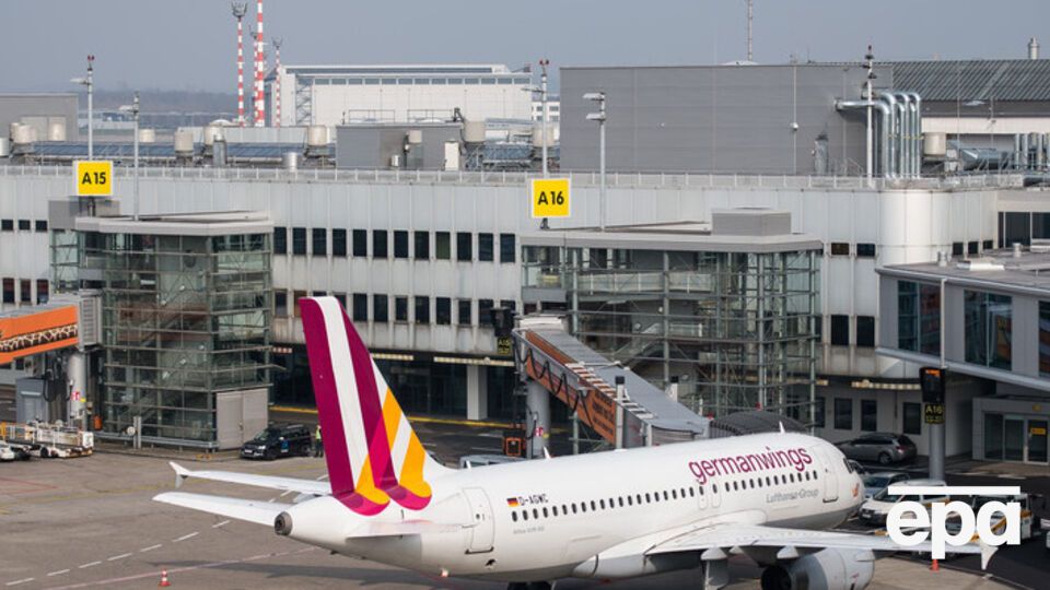 Ни один из 123 пассажиров и пяти членов экипажа не пострадал