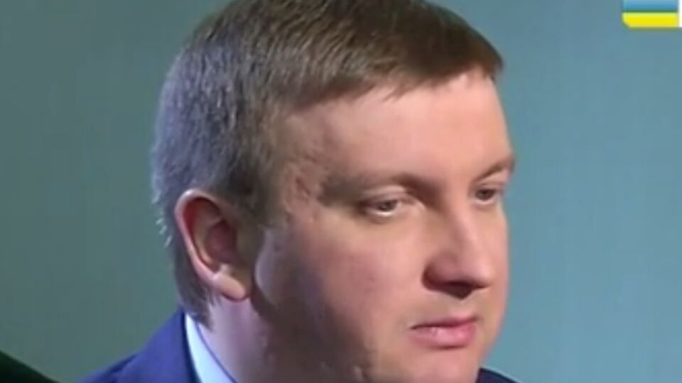 Петренко: Нужно поставить точку в коммунистическом шлейфе, который Украина тянула за собой