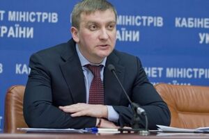 Петренко считает, что госфинансирование партий поможет преодолеть политическую коррупцию
