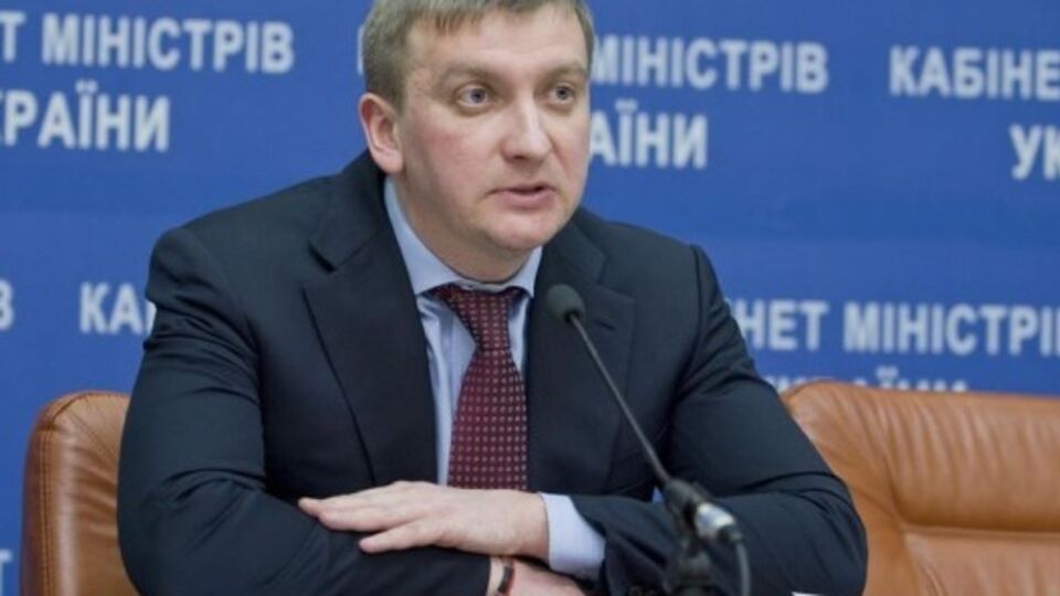 Петренко считает, что госфинансирование партий поможет преодолеть политическую коррупцию