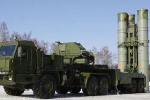 В России разрабатывают зенитную ракету для системы С-400 с дальностью поражения 400 км