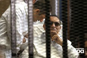 Прокуроры требуют для Мубарака и его сыновей самого сурового наказания