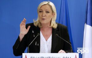 Лидер французского "Национального фронта" Марин Ле Пен – одна из самых ярых сторонниц Путина в Европе