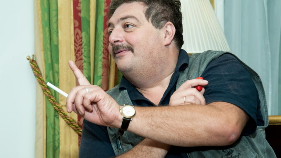 "Время, которое мог провести с добром, в тысячный раз ушло на борьбу со злом", – пишет Быков