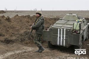 Военные подорвались на мине