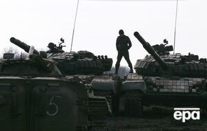 В районе Стаханов – Брянка – Кировск – Первомайск находится примерно 40 танков боевиков, сообщил Бочкала