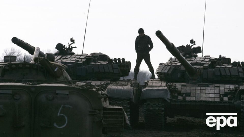 В районе Стаханов – Брянка – Кировск – Первомайск находится примерно 40 танков боевиков, сообщил Бочкала