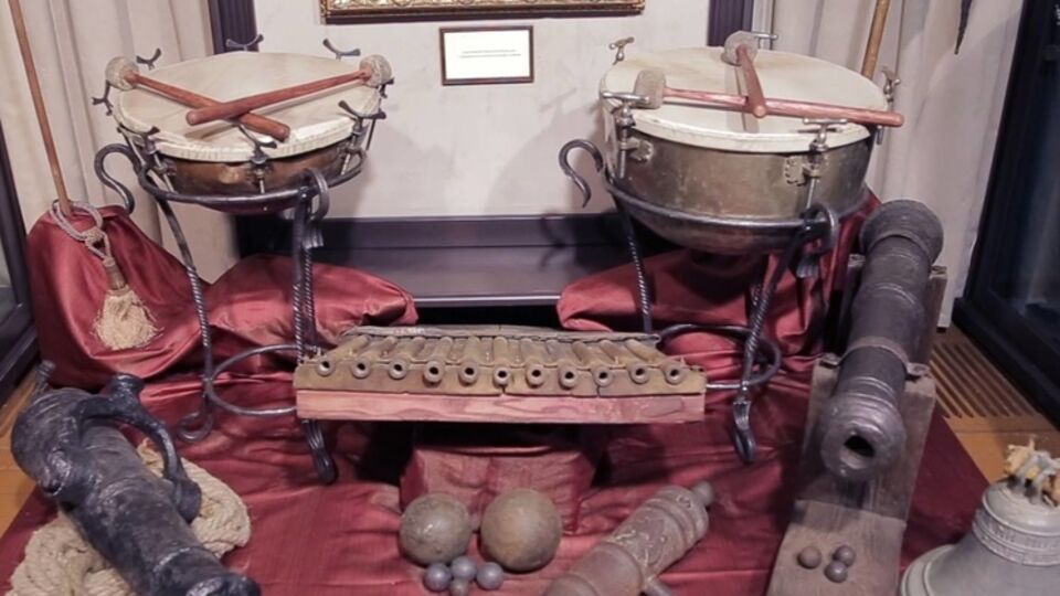 На выставке представлены более 300 экспонатов из частной коллекции семьи Шереметьевых