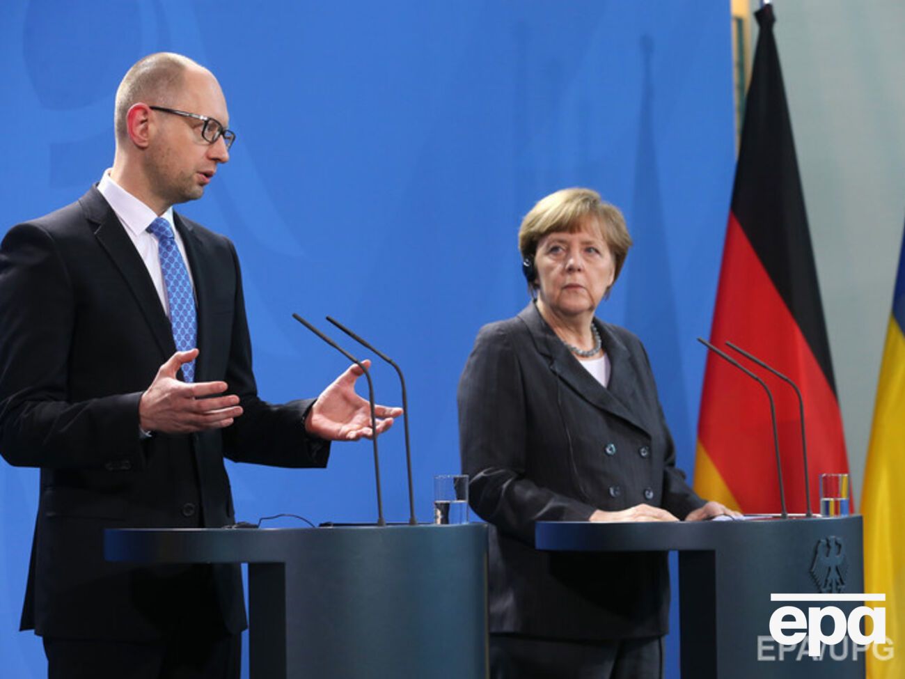 Канцлер Ангела Меркель приняла решение предоставить 500 млн евро долгосрочного кредита Украине